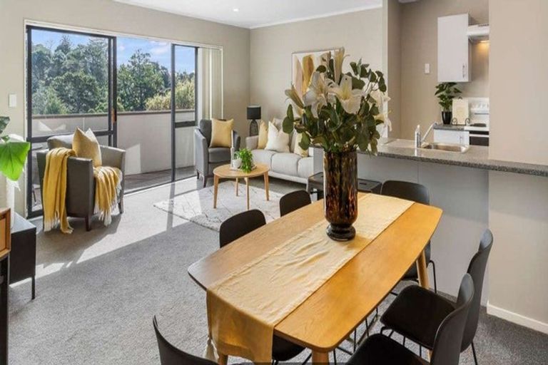 Photo of property in 10/41 Waipa Street, Birkenhead, Auckland, 0626