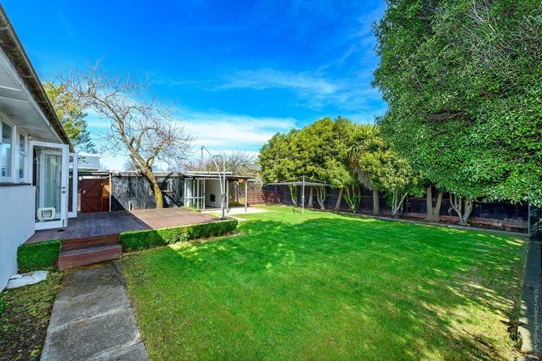 Photo of property in 11 Saint Ives Street, Harewood, Christchurch, 8051