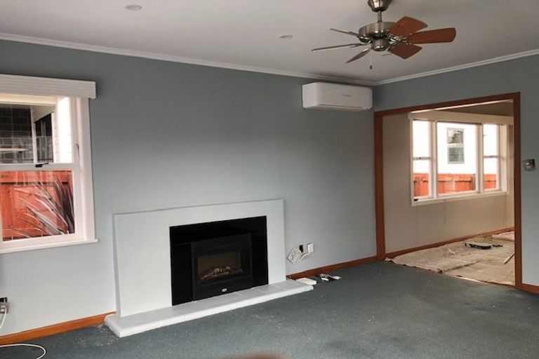 Photo of property in 15 Dakota Avenue, Beach Haven, Auckland, 0626