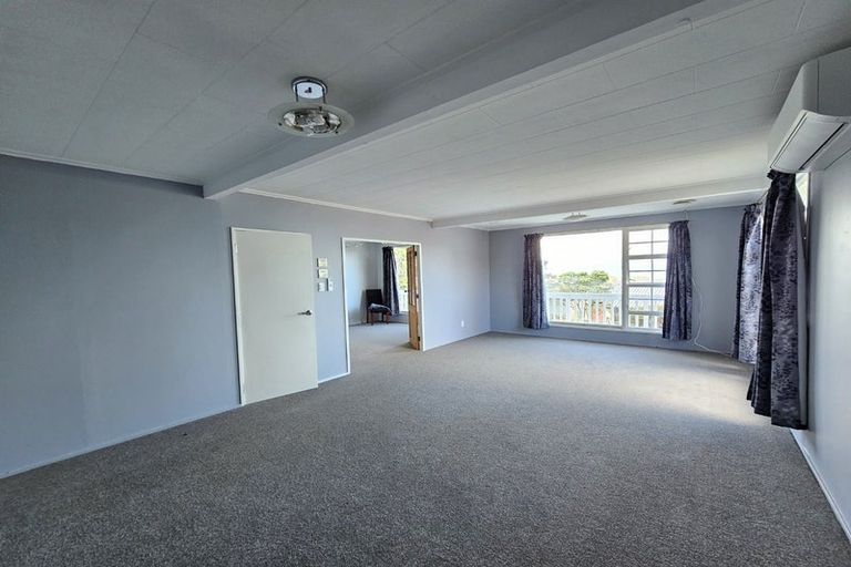 Photo of property in 11 Nagpur Terrace, Broadmeadows, Wellington, 6035