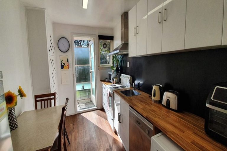 Photo of property in 140 Rossall Street, Merivale, Christchurch, 8014