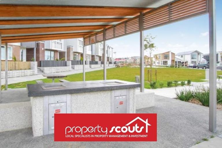 Photo of property in 12 Kotuku Lane, Hobsonville, Auckland, 0616