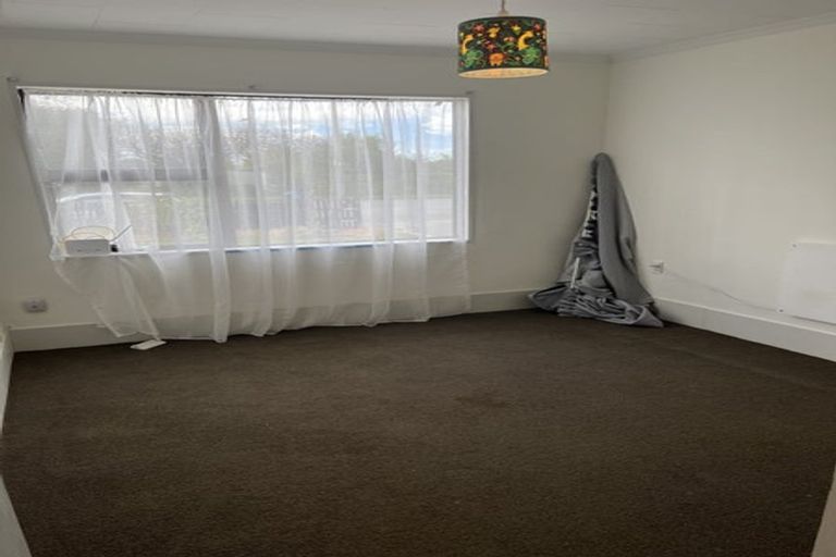 Photo of property in 139d High Street, Oxford, 7430