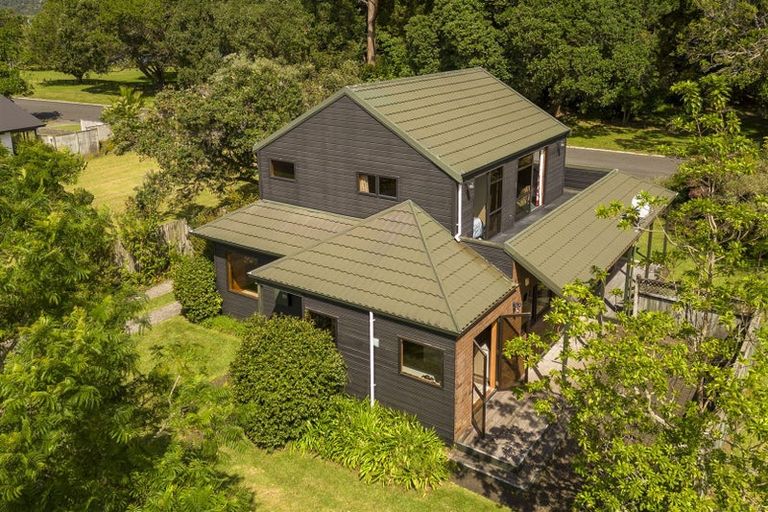 Photo of property in 93 Robinson Road, Whitianga, 3510