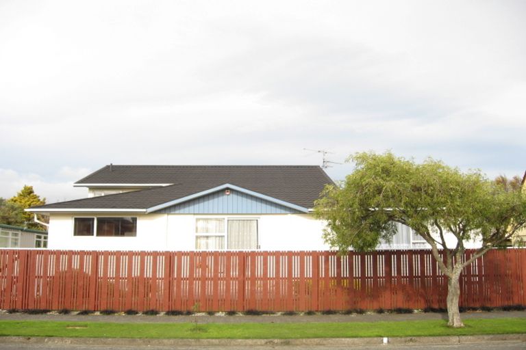 Photo of property in 34 Orr Crescent, Hutt Central, Lower Hutt, 5011