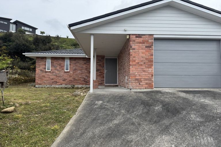 Photo of property in 113 Riverstone Drive, Riverstone Terraces, Upper Hutt, 5018