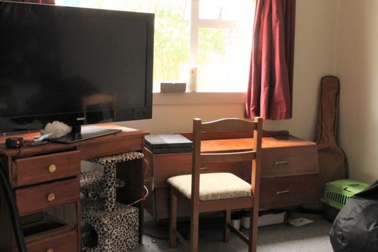 Photo of property in 18 Forbes Street, Westport, 7825