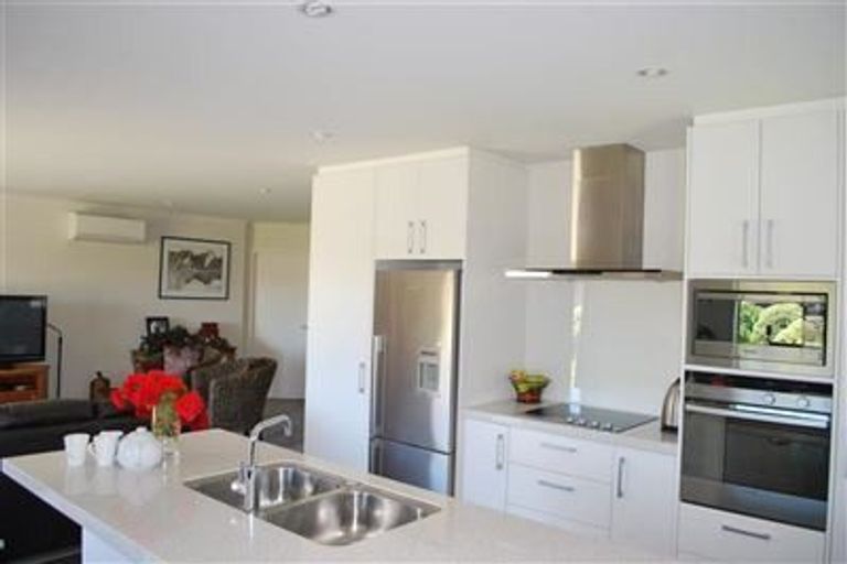 Photo of property in 3 Delta Close, Pyes Pa, Tauranga, 3112