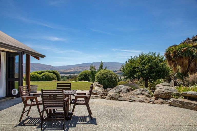 Photo of property in 27 Old Golf Course Road, Bridge Hill, Alexandra, 9320