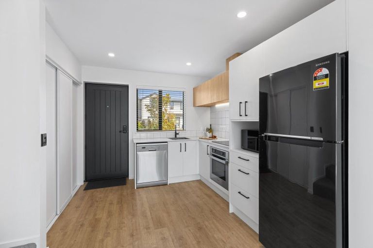 Photo of property in 64 Miromiro Street, Broomfield, Christchurch, 8042