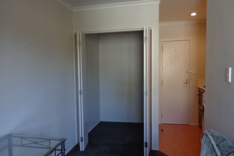 Photo of property in 12e/30 Westward Ho, Glen Eden, Auckland, 0602