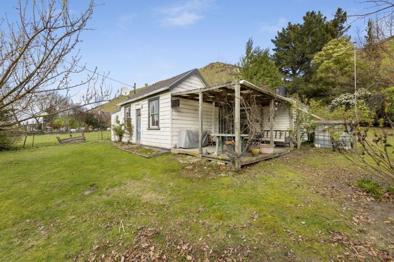 Photo of property in 5578 Ettrick-raes Junction Road, Millers Flat, Roxburgh, 9572
