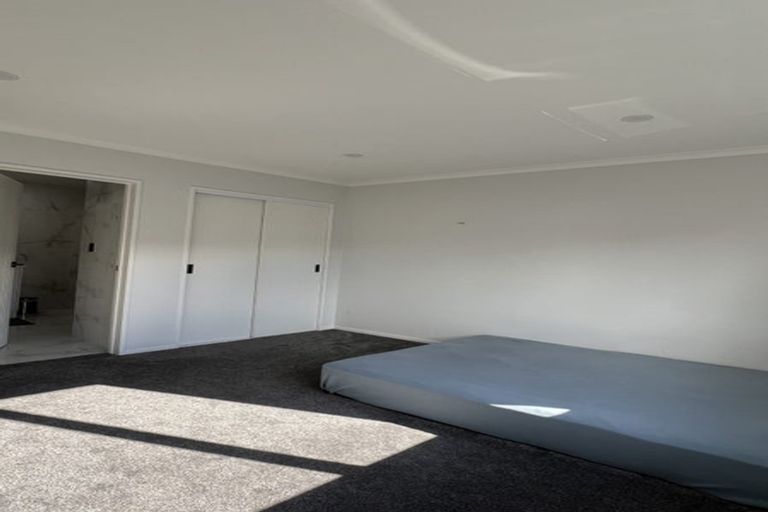 Photo of property in 8d Kent Road, Manurewa, Auckland, 2102