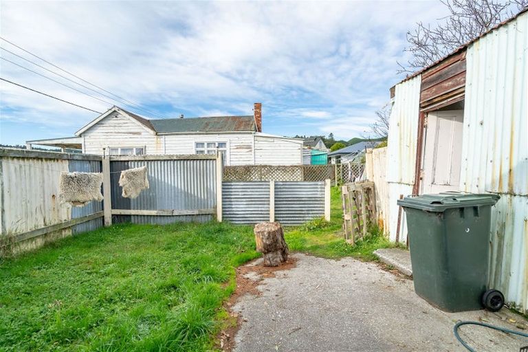 Photo of property in 20 Water Street, Kaitangata, 9210