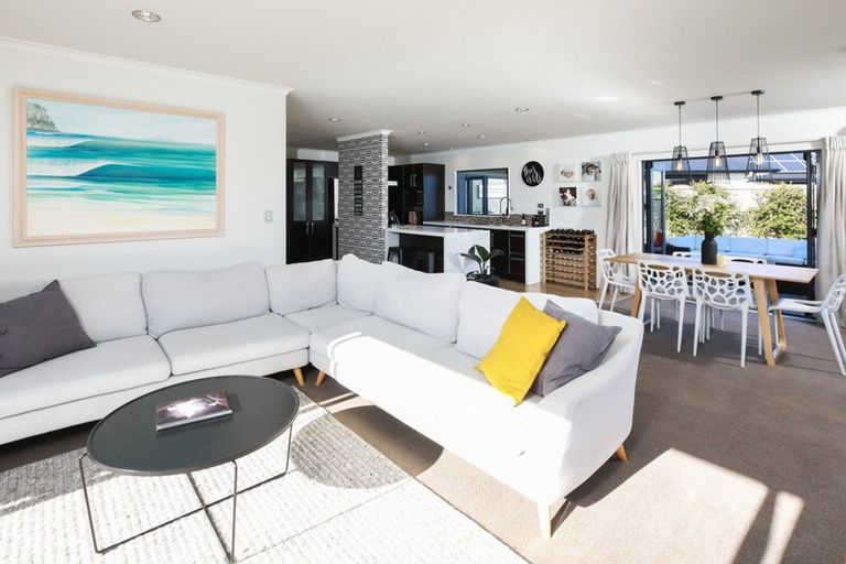 Photo of property in 14 Madison Street, Cambridge, 3434