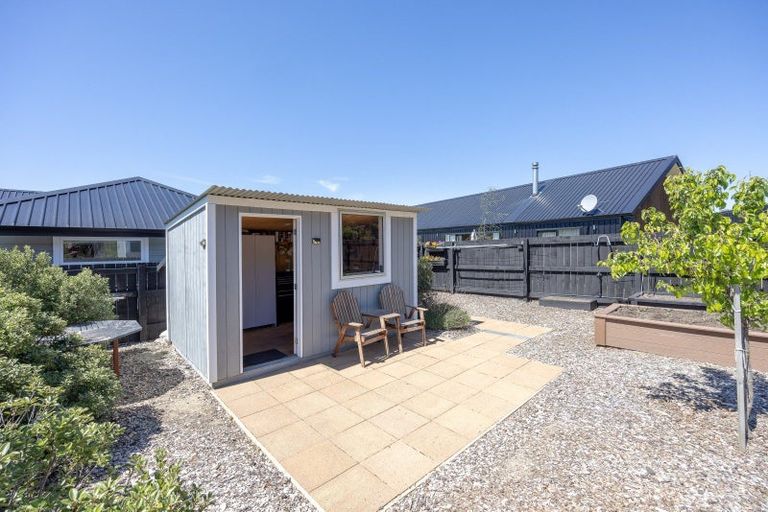 Photo of property in 43 Kingfisher Crescent, Albert Town, Wanaka, 9305