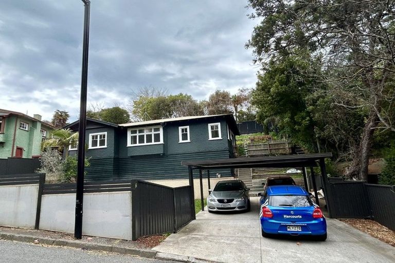 Photo of property in 7 France Road, Bluff Hill, Napier, 4110