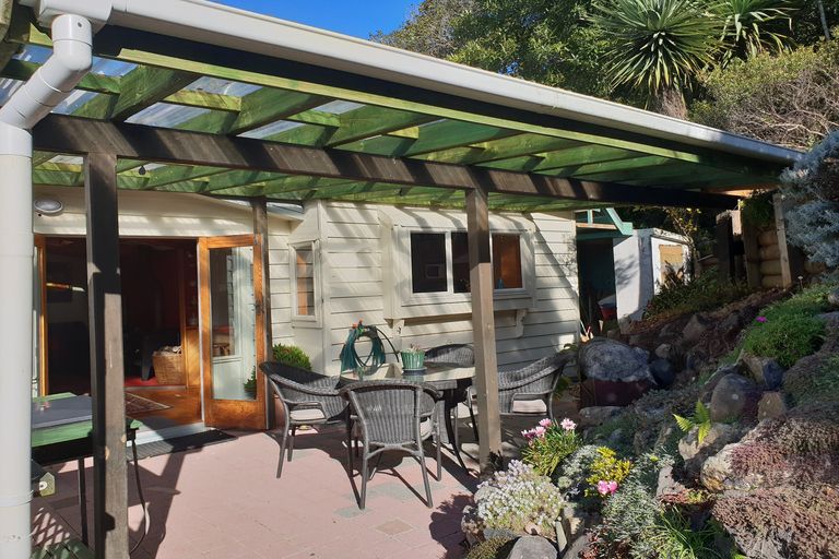 Photo of property in 16 Henry Street, Careys Bay, Port Chalmers, 9023