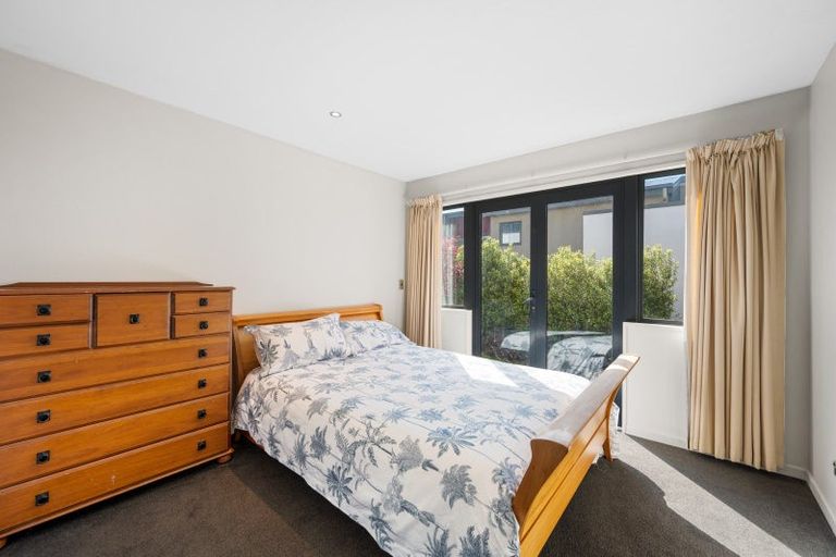Photo of property in 106b Kings Drive, Wanaka, 9305