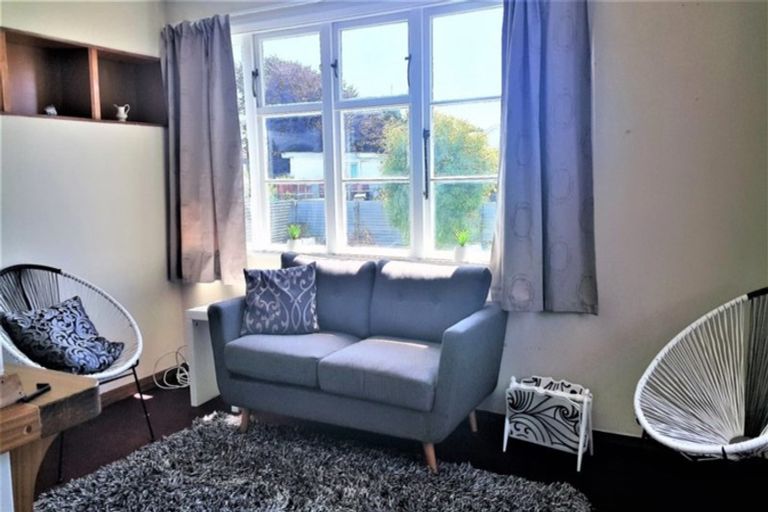 Photo of property in 17 Russell Street, Foxton, 4814