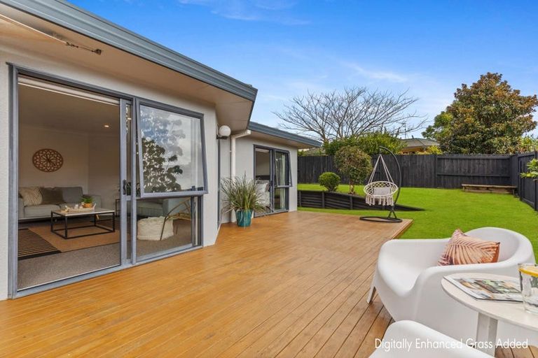 Photo of property in 16 Amberley Crescent, Bethlehem, Tauranga, 3110