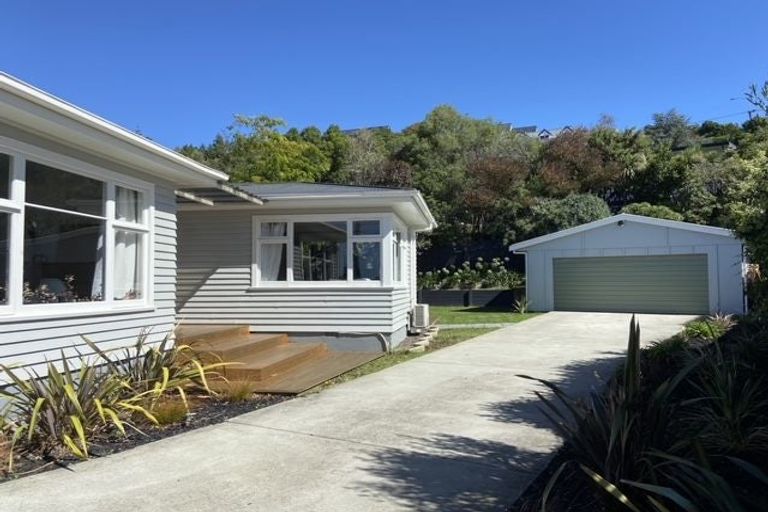 Photo of property in 27 Bishopsworth Street, Hillsborough, Christchurch, 8022