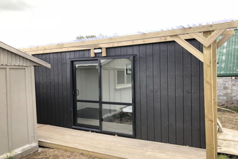 Photo of property in 127 Mangere Road, Otahuhu, Auckland, 1062