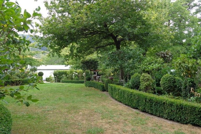 Photo of property in 33 Morgans Road, Akaroa, 7581