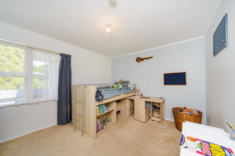 Photo of property in 14 Parkland Crescent, Terrace End, Palmerston North, 4410