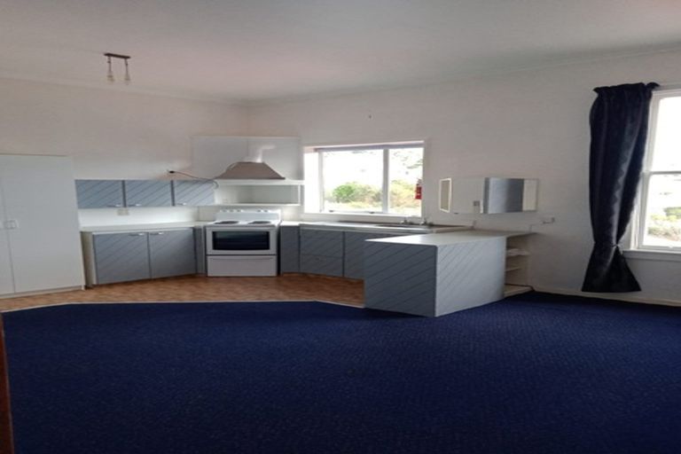 Photo of property in 5 Claremont Grove, Mount Victoria, Wellington, 6011