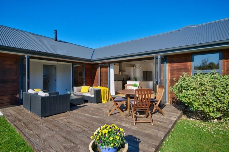 Photo of property in 6 Trench Hill Road, Frankton, Queenstown, 9371