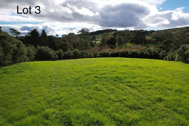 Photo of property in 581 Valley Road, Kaiwaka, 0573