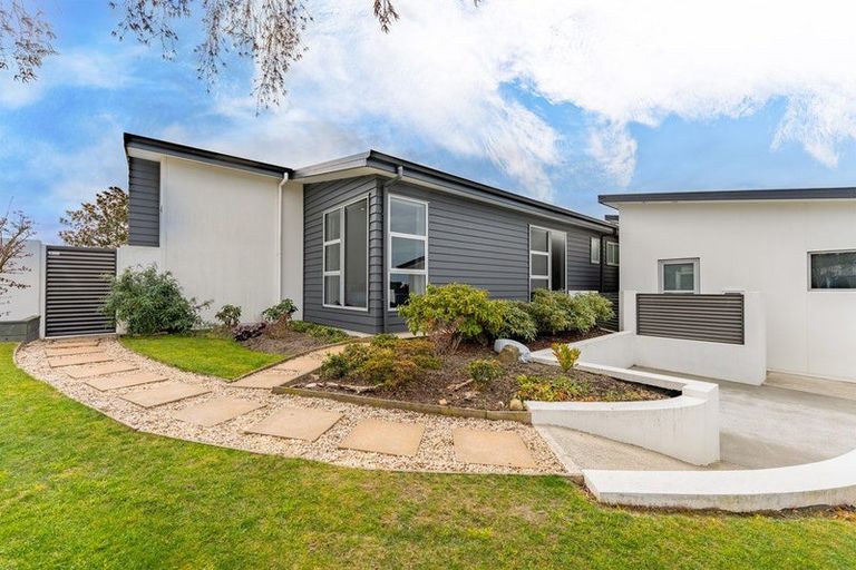 Photo of property in 2 Meadowstone Street, Gleniti, Timaru, 7910