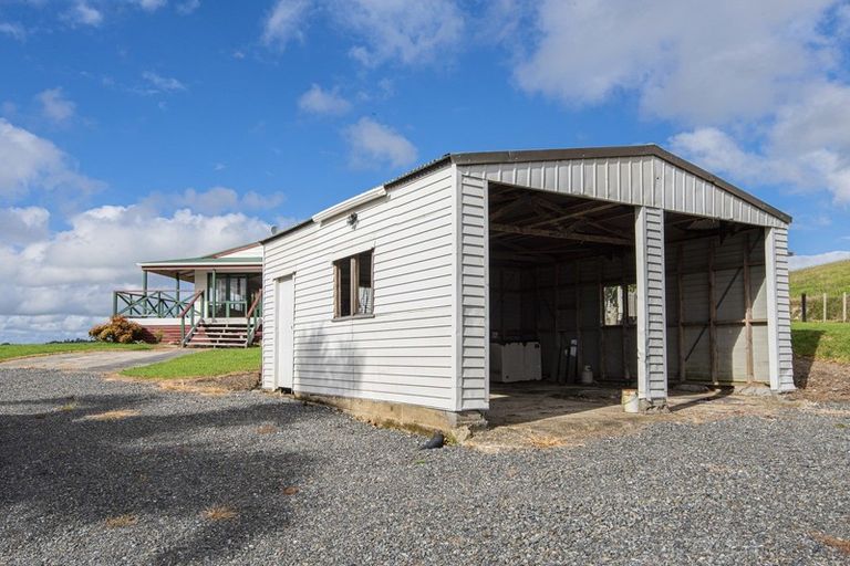 Photo of property in 33 Johnson Road, Hukerenui, Hikurangi, 0182