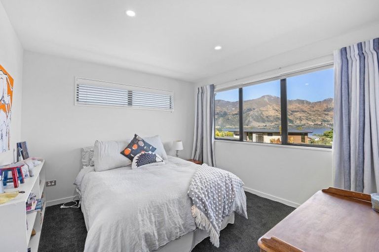 Photo of property in 5 Clearview Street, Wanaka, 9305