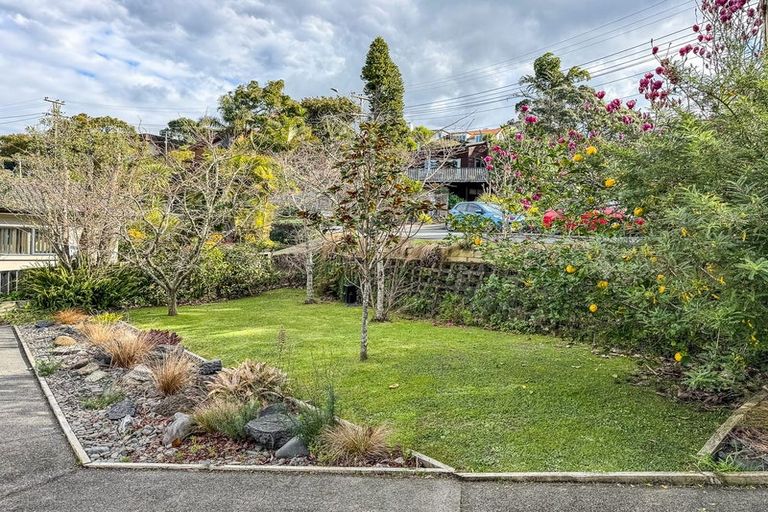 Photo of property in 2/3 Oban Road, Browns Bay, Auckland, 0630