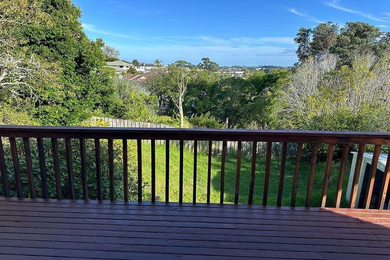 Photo of property in 24 Spencer Road, Pinehill, Auckland, 0632