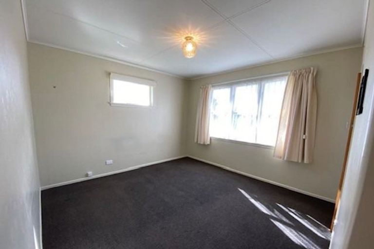 Photo of property in 2 Balmoral Crescent, Springvale, Whanganui, 4501
