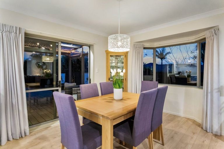 Photo of property in 12 Hawke Place, Pukekohe, 2120