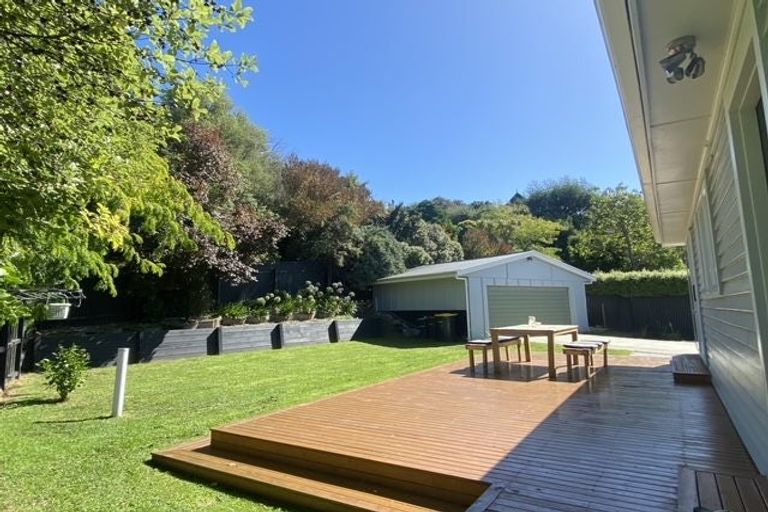 Photo of property in 27 Bishopsworth Street, Hillsborough, Christchurch, 8022