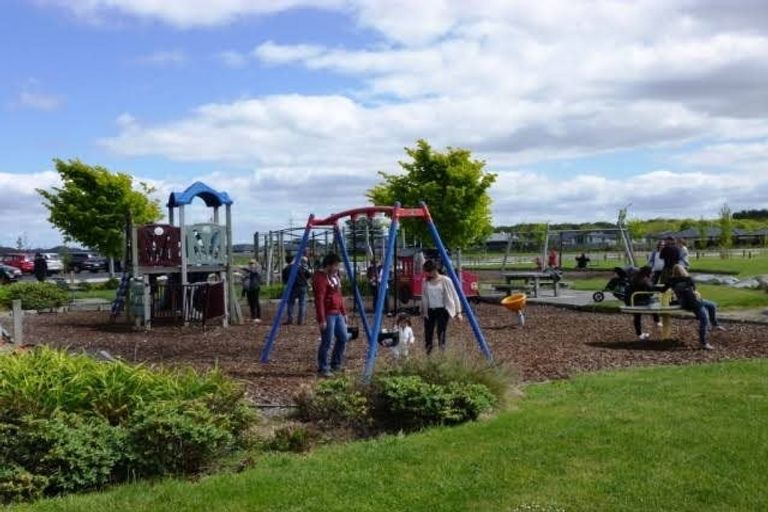 Photo of property in 4 Cridland Place, Halswell, Christchurch, 8025