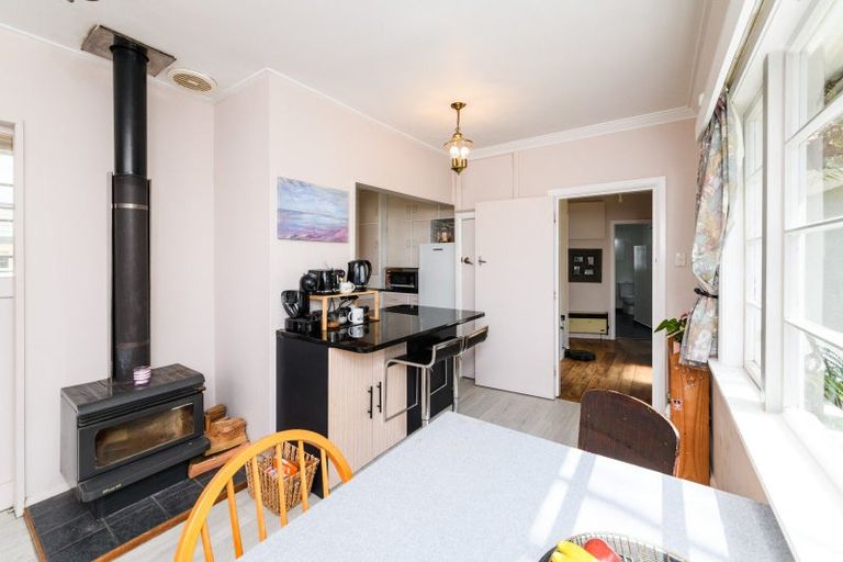 Photo of property in 10 Liverpool Street, Takaro, Palmerston North, 4412