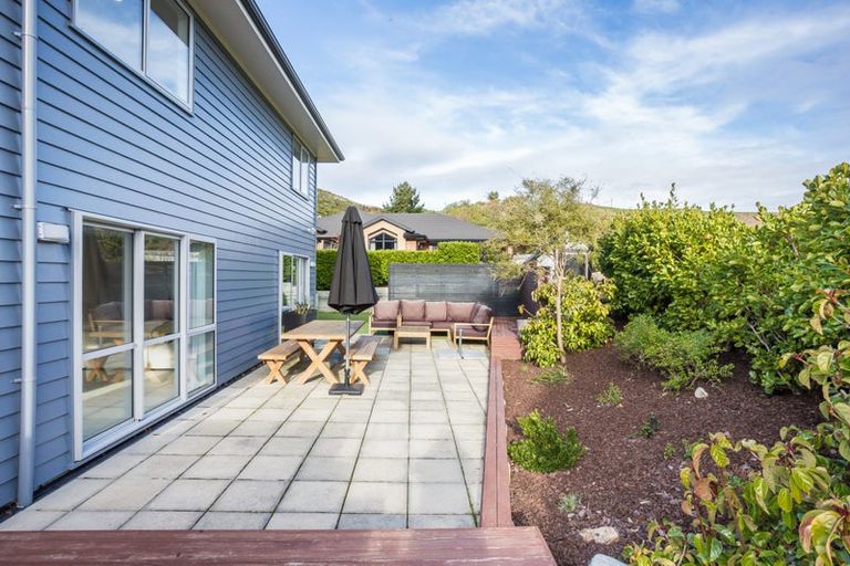 Photo of property in 17 Kepler Way, Aotea, Porirua, 5024