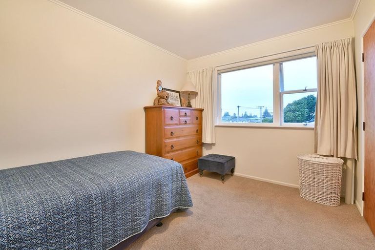 Photo of property in 39 Alice Avenue, Orewa, 0931
