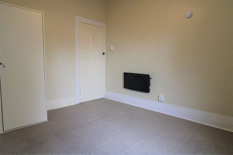 Photo of property in 10 Cashel Street, South Dunedin, Dunedin, 9012