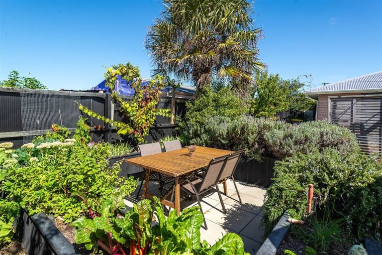 Photo of property in 61 Frensham Crescent, Woolston, Christchurch, 8062