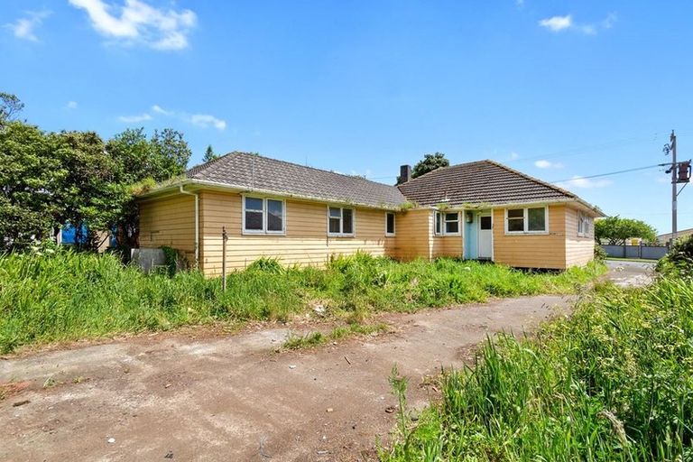 Photo of property in 48 Driver Crescent, Cannons Creek, Porirua, 5024