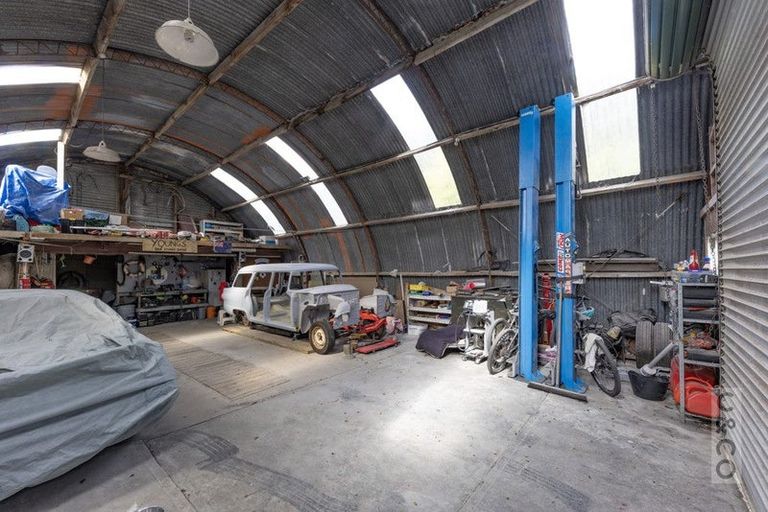 Photo of property in 293 Ararimu Valley Road, Helensville, Waimauku, 0882