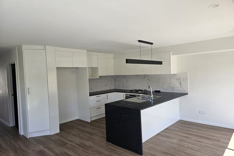 Photo of property in 5b Menen Place, Manurewa, Auckland, 2105