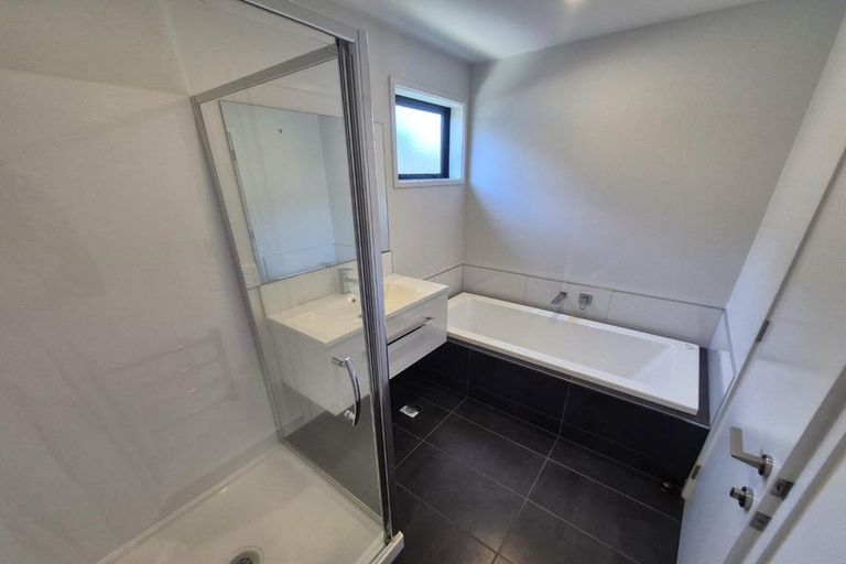 Photo of property in 5 Earhart Lane, Wigram, Christchurch, 8042